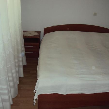 Apartments Beg Раб Екстер'єр фото