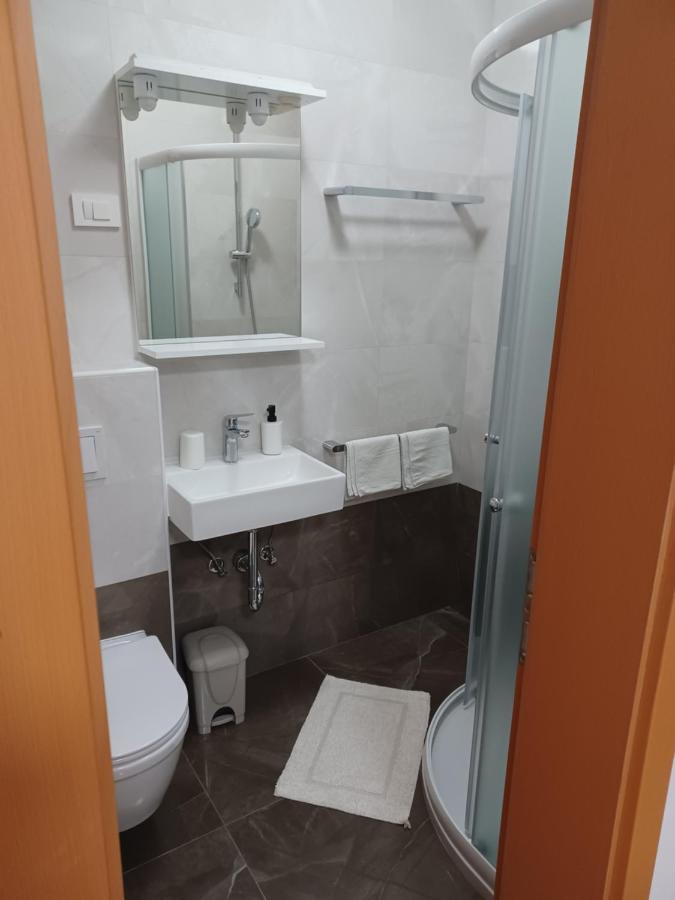 Apartments Beg Раб Екстер'єр фото