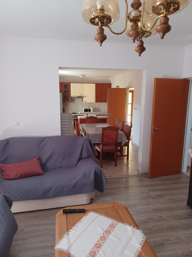 Apartments Beg Раб Екстер'єр фото
